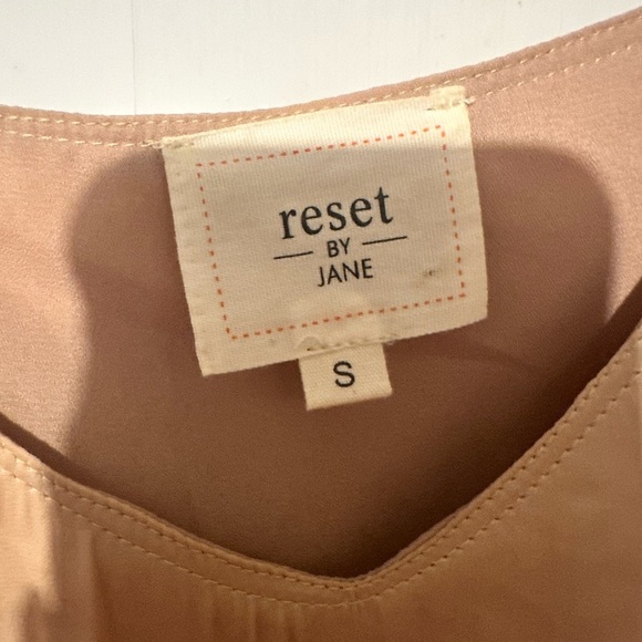 Tan Ruched Crop Camisole - Picture 3 of 3